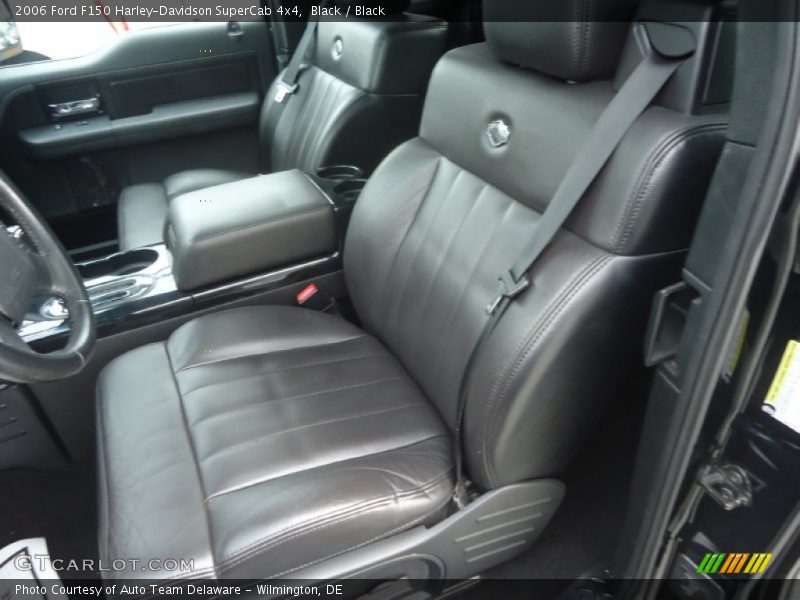 Front Seat of 2006 F150 Harley-Davidson SuperCab 4x4