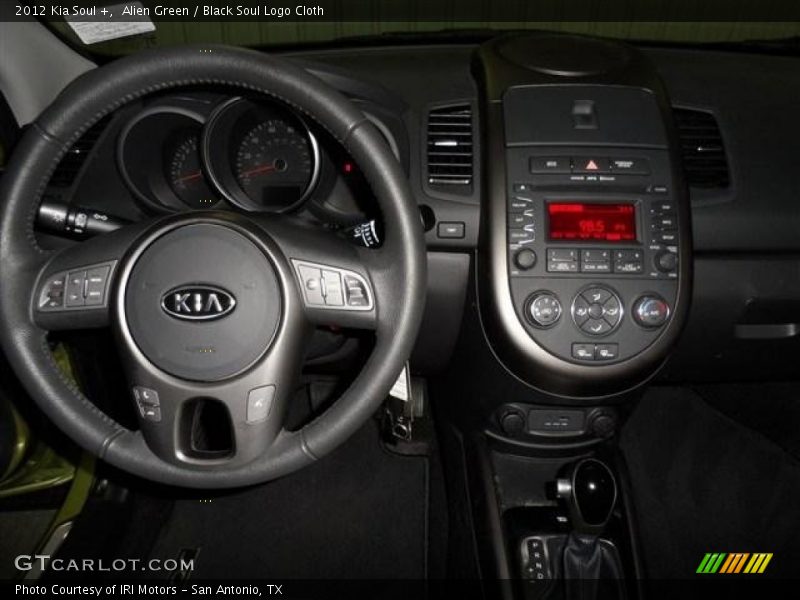 Alien Green / Black Soul Logo Cloth 2012 Kia Soul +