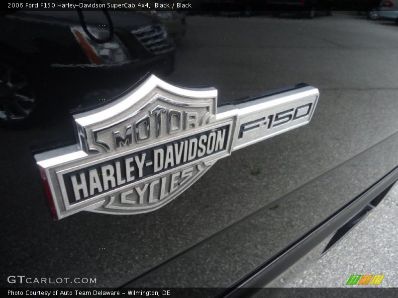 Black / Black 2006 Ford F150 Harley-Davidson SuperCab 4x4