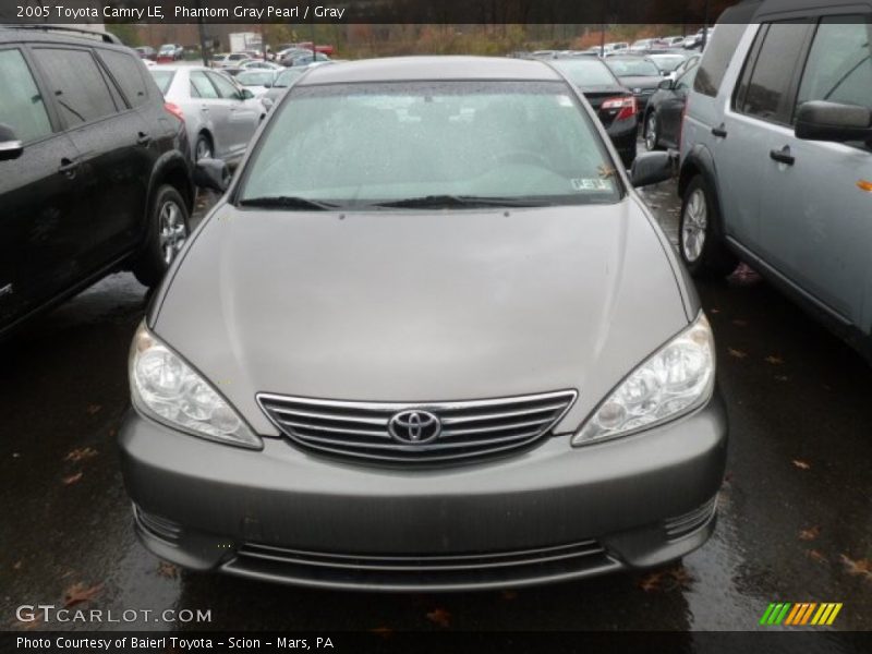 Phantom Gray Pearl / Gray 2005 Toyota Camry LE