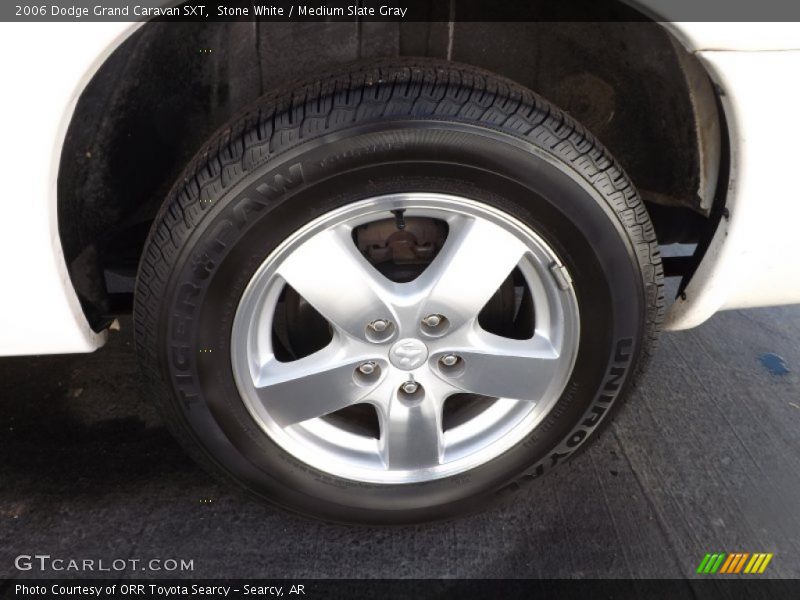 Stone White / Medium Slate Gray 2006 Dodge Grand Caravan SXT