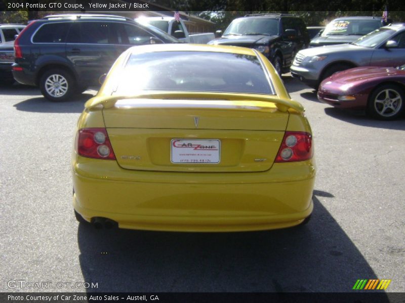 Yellow Jacket / Black 2004 Pontiac GTO Coupe