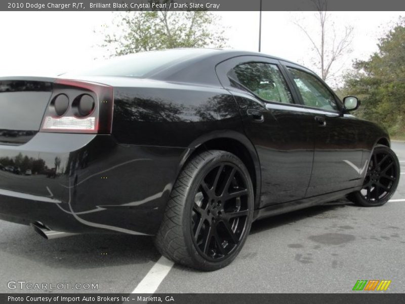 Brilliant Black Crystal Pearl / Dark Slate Gray 2010 Dodge Charger R/T