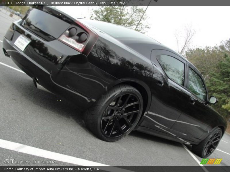 Brilliant Black Crystal Pearl / Dark Slate Gray 2010 Dodge Charger R/T