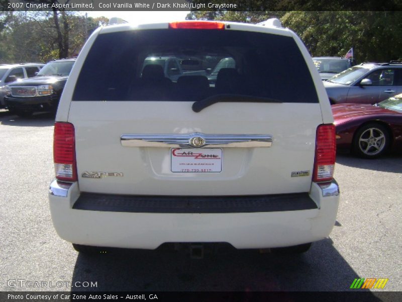 Cool Vanilla White / Dark Khaki/Light Graystone 2007 Chrysler Aspen Limited