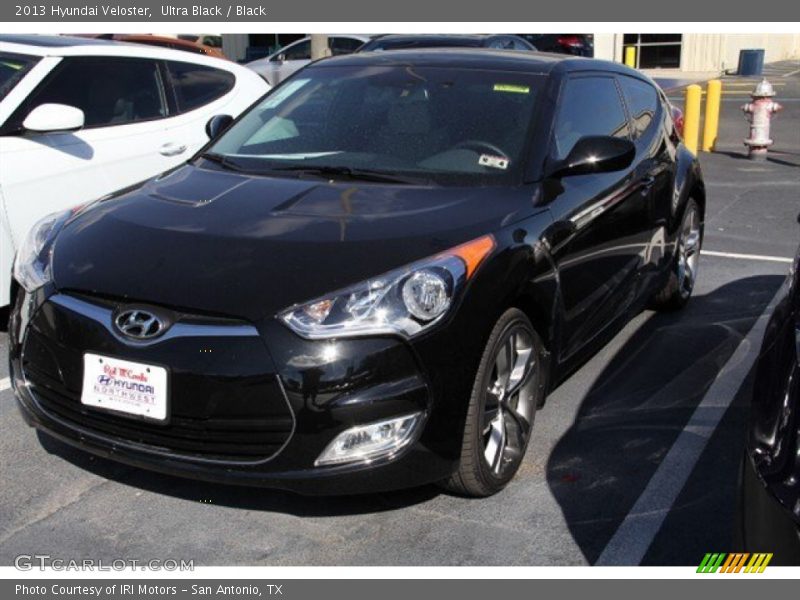 Ultra Black / Black 2013 Hyundai Veloster