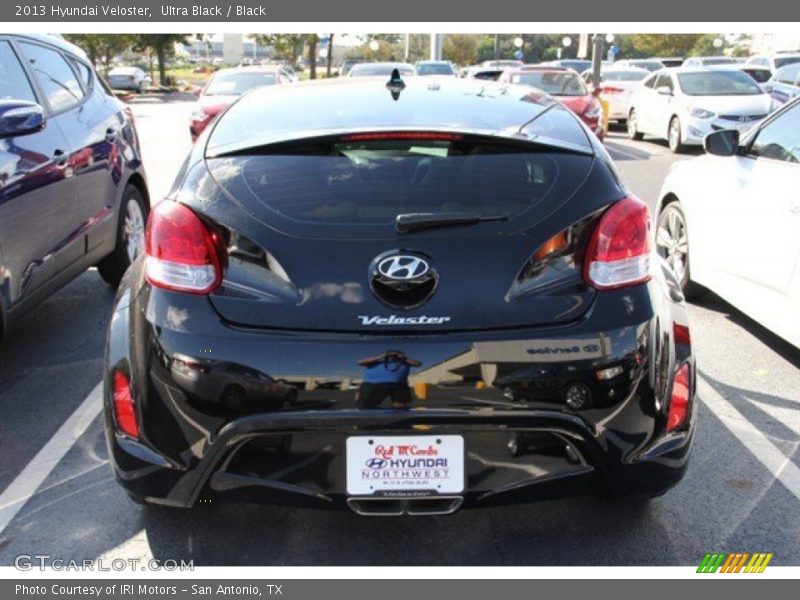 Ultra Black / Black 2013 Hyundai Veloster