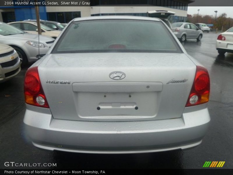 Silver Mist / Gray 2004 Hyundai Accent GL Sedan