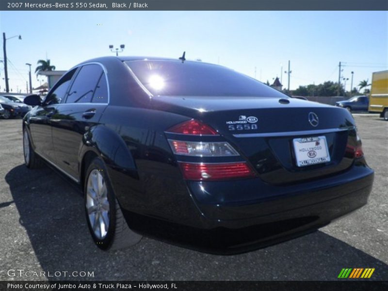 Black / Black 2007 Mercedes-Benz S 550 Sedan