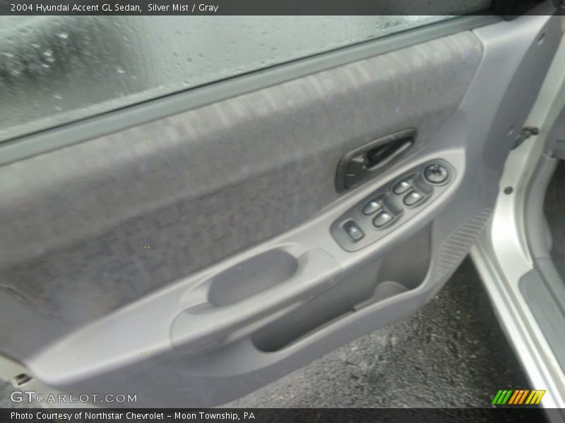 Silver Mist / Gray 2004 Hyundai Accent GL Sedan