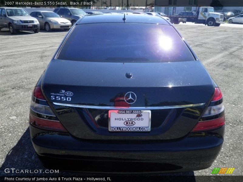 Black / Black 2007 Mercedes-Benz S 550 Sedan