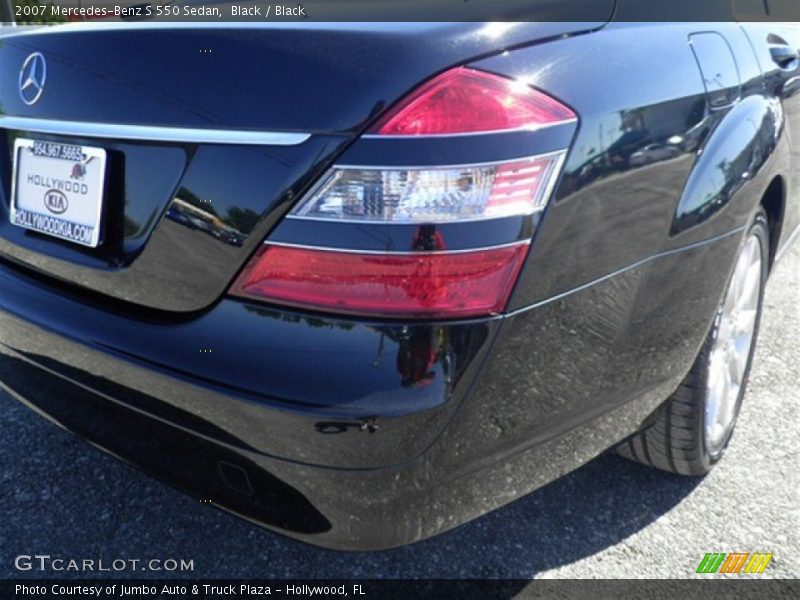 Black / Black 2007 Mercedes-Benz S 550 Sedan