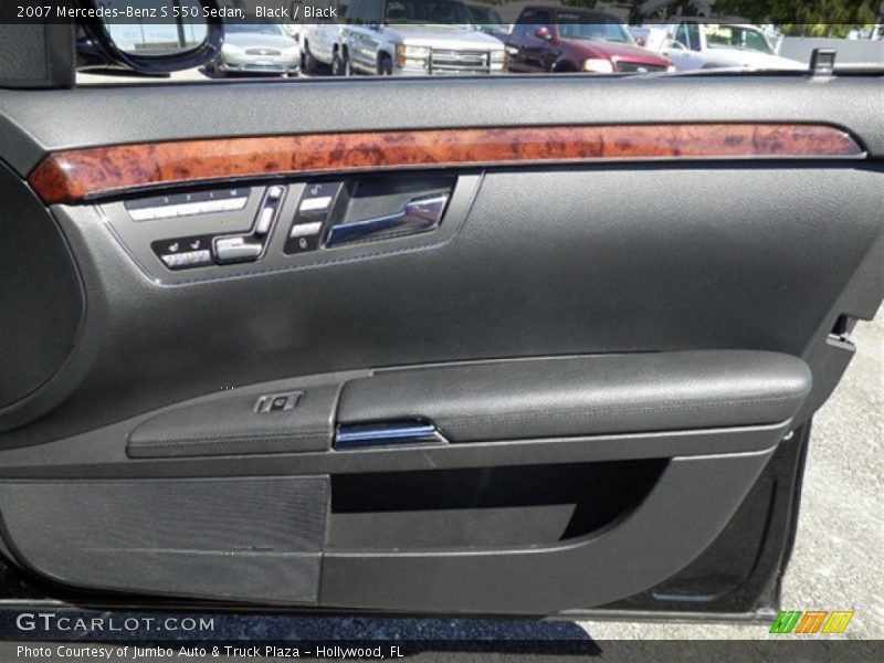 Black / Black 2007 Mercedes-Benz S 550 Sedan