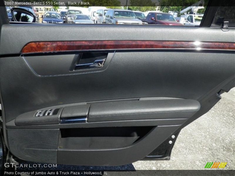 Black / Black 2007 Mercedes-Benz S 550 Sedan