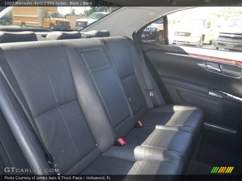 Black / Black 2007 Mercedes-Benz S 550 Sedan