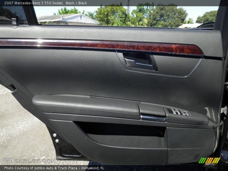 Black / Black 2007 Mercedes-Benz S 550 Sedan