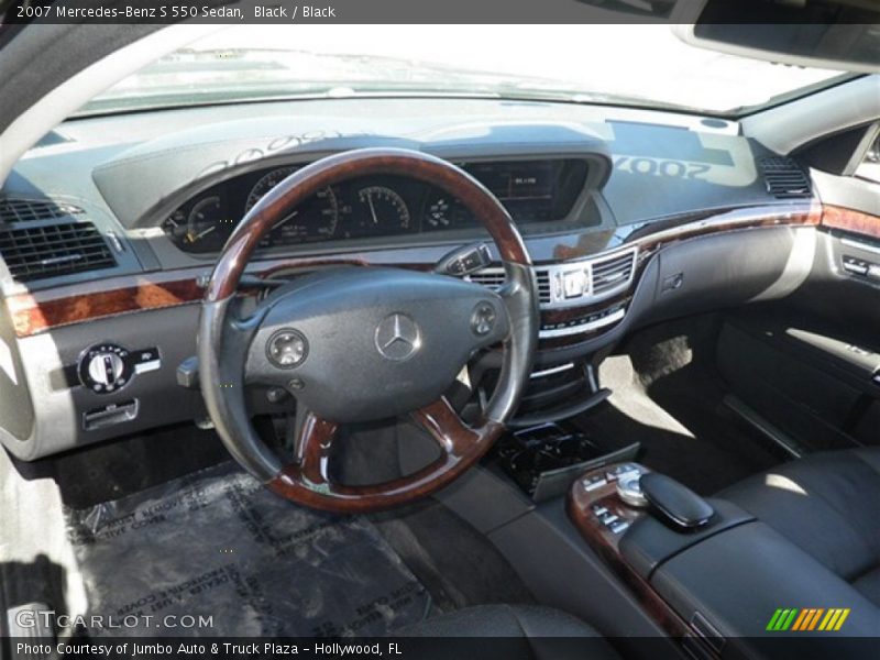 Black / Black 2007 Mercedes-Benz S 550 Sedan