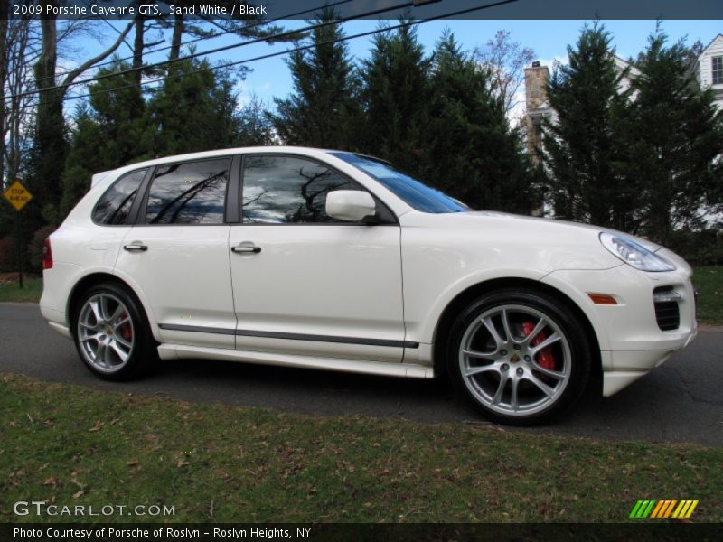 Sand White / Black 2009 Porsche Cayenne GTS