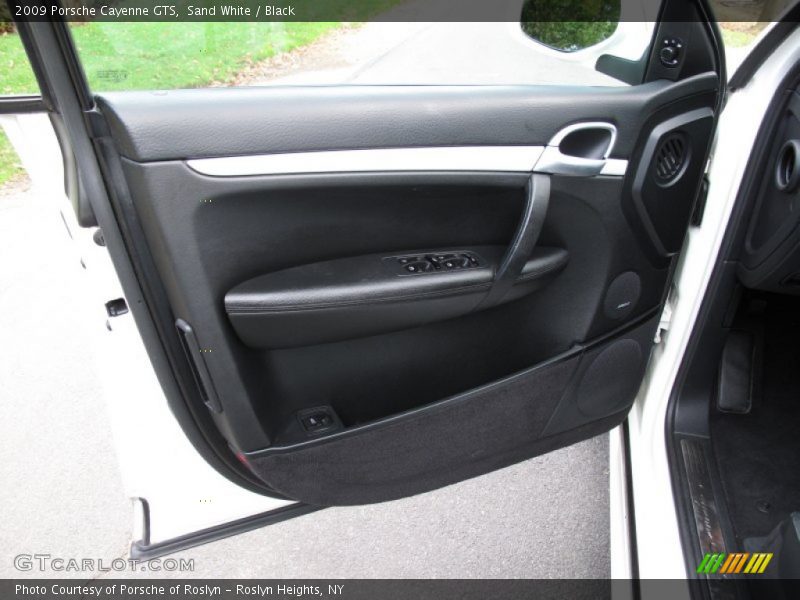 Door Panel of 2009 Cayenne GTS