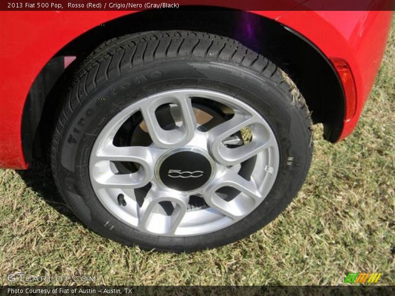 Rosso (Red) / Grigio/Nero (Gray/Black) 2013 Fiat 500 Pop