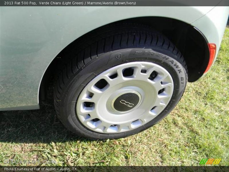 Verde Chiaro (Light Green) / Marrone/Avorio (Brown/Ivory) 2013 Fiat 500 Pop