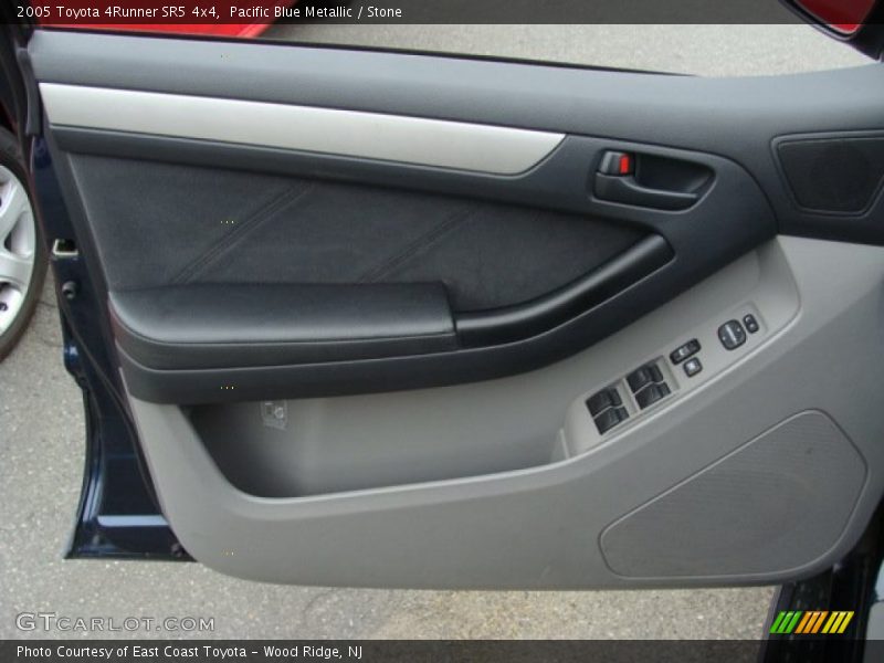 Pacific Blue Metallic / Stone 2005 Toyota 4Runner SR5 4x4