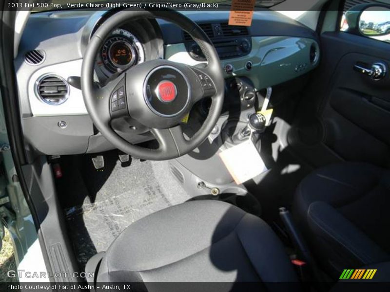 Verde Chiaro (Light Green) / Grigio/Nero (Gray/Black) 2013 Fiat 500 Pop