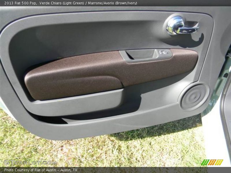 Verde Chiaro (Light Green) / Marrone/Avorio (Brown/Ivory) 2013 Fiat 500 Pop