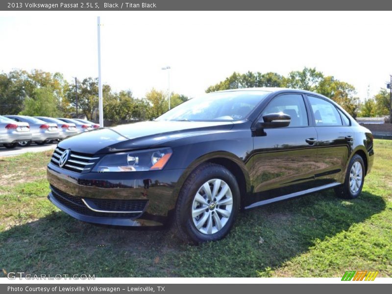 Black / Titan Black 2013 Volkswagen Passat 2.5L S