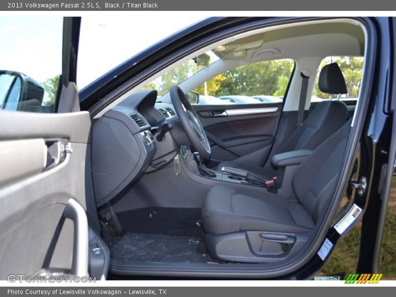 Black / Titan Black 2013 Volkswagen Passat 2.5L S