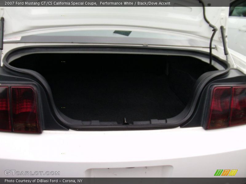 Performance White / Black/Dove Accent 2007 Ford Mustang GT/CS California Special Coupe