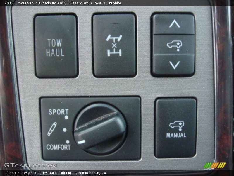 Controls of 2010 Sequoia Platinum 4WD