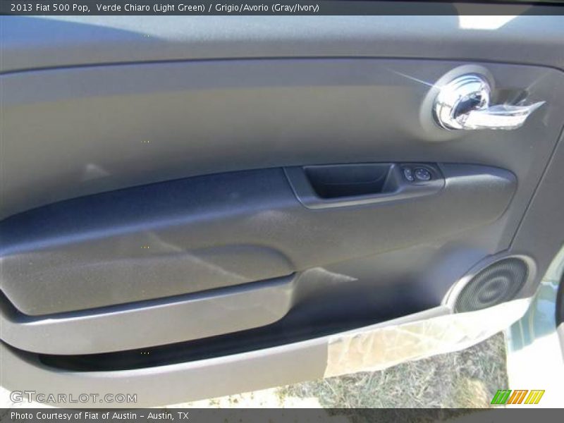 Verde Chiaro (Light Green) / Grigio/Avorio (Gray/Ivory) 2013 Fiat 500 Pop