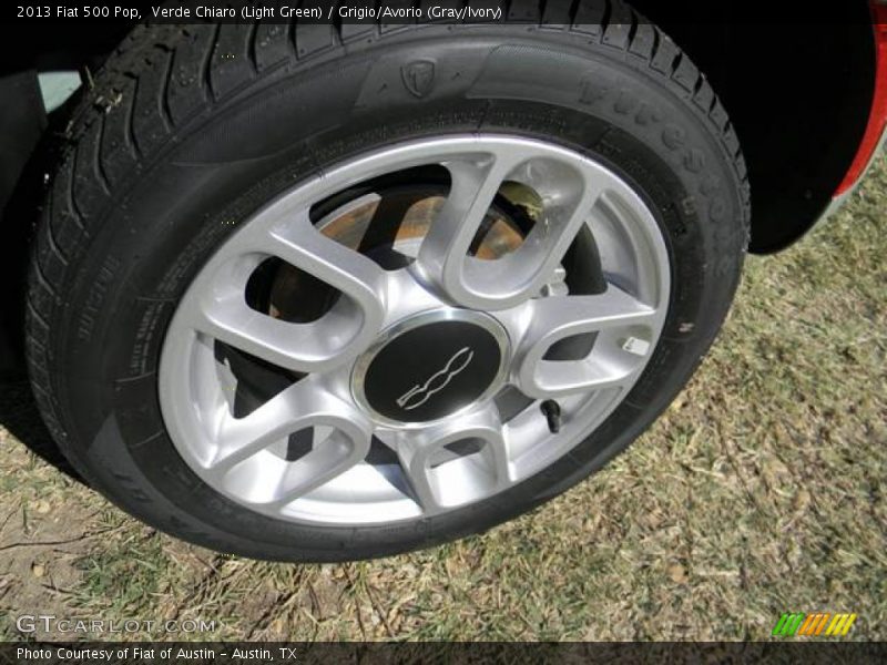 Verde Chiaro (Light Green) / Grigio/Avorio (Gray/Ivory) 2013 Fiat 500 Pop