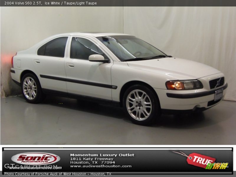 Ice White / Taupe/Light Taupe 2004 Volvo S60 2.5T