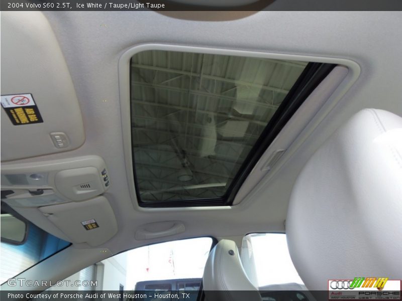 Ice White / Taupe/Light Taupe 2004 Volvo S60 2.5T