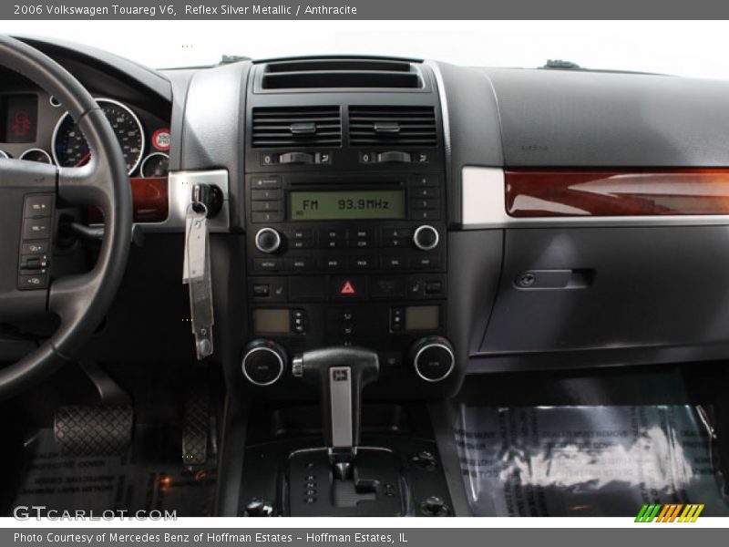 Reflex Silver Metallic / Anthracite 2006 Volkswagen Touareg V6
