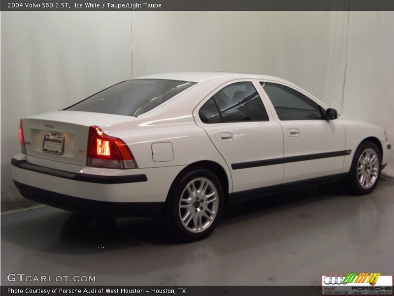 Ice White / Taupe/Light Taupe 2004 Volvo S60 2.5T