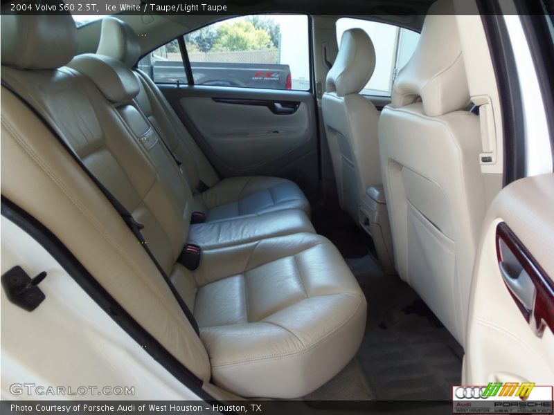 Ice White / Taupe/Light Taupe 2004 Volvo S60 2.5T