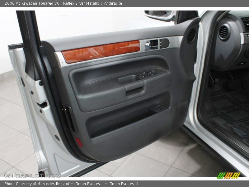 Reflex Silver Metallic / Anthracite 2006 Volkswagen Touareg V6