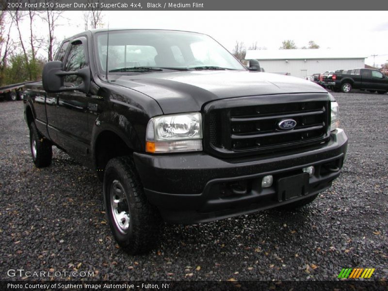 Black / Medium Flint 2002 Ford F250 Super Duty XLT SuperCab 4x4