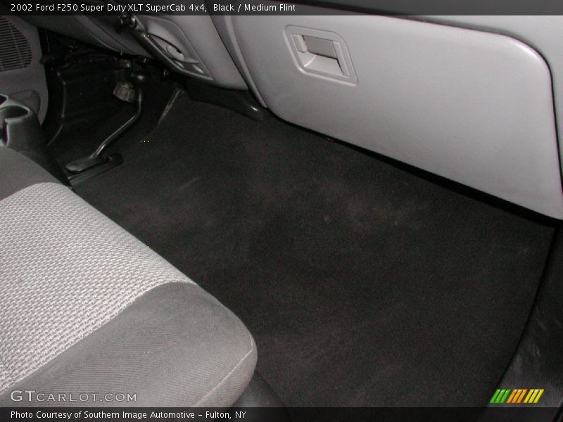 Black / Medium Flint 2002 Ford F250 Super Duty XLT SuperCab 4x4