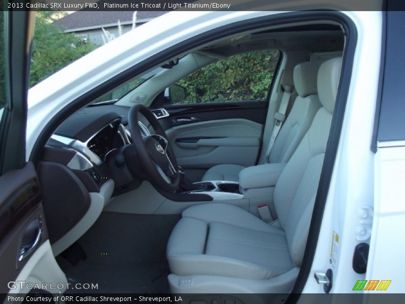 Platinum Ice Tricoat / Light Titanium/Ebony 2013 Cadillac SRX Luxury FWD