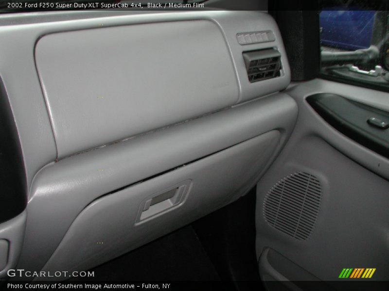 Black / Medium Flint 2002 Ford F250 Super Duty XLT SuperCab 4x4