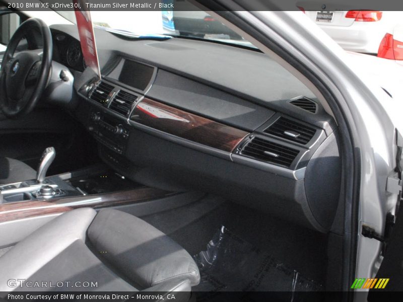 Titanium Silver Metallic / Black 2010 BMW X5 xDrive30i