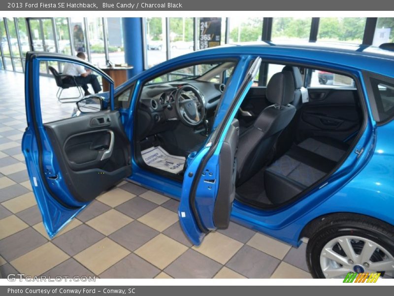 Blue Candy / Charcoal Black 2013 Ford Fiesta SE Hatchback