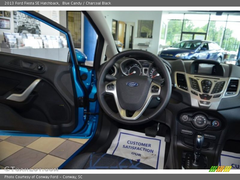 Blue Candy / Charcoal Black 2013 Ford Fiesta SE Hatchback