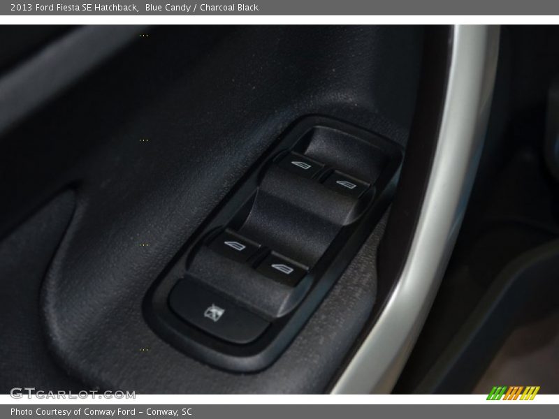 Blue Candy / Charcoal Black 2013 Ford Fiesta SE Hatchback