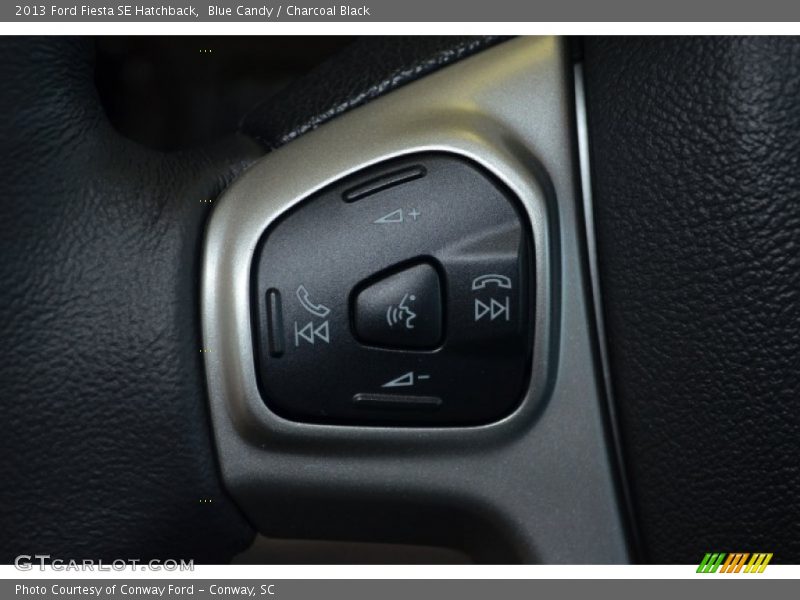 Blue Candy / Charcoal Black 2013 Ford Fiesta SE Hatchback
