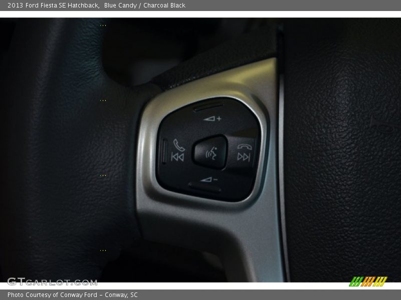 Blue Candy / Charcoal Black 2013 Ford Fiesta SE Hatchback